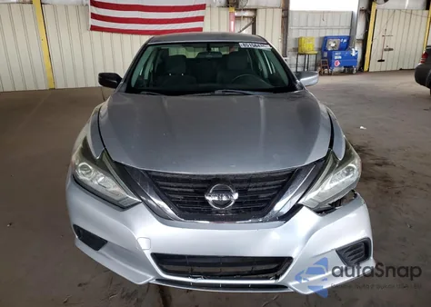 2016 Nissan Altima 2.5 z USA, uszkodzony, nr VIN 1N4AL3AP7GC198552